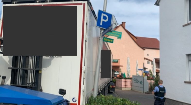 Einsatz Verkehrsunfall LKW