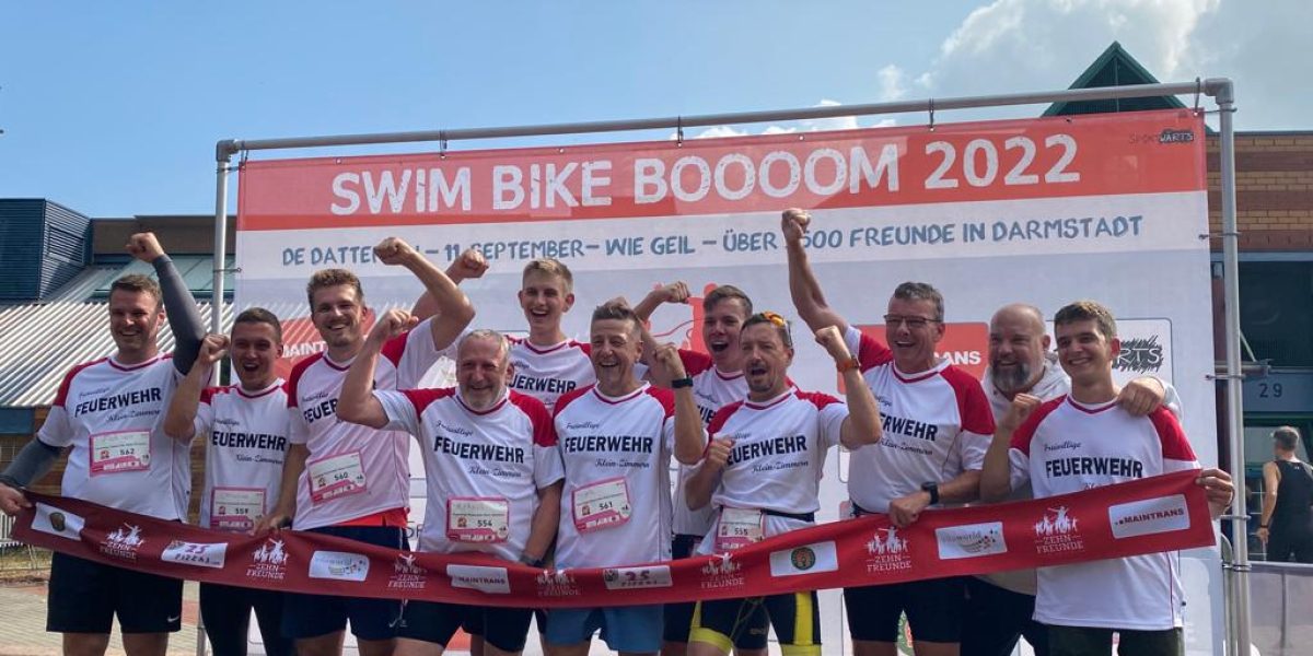 zehn-freund-triathlon_2022_gruppenbild